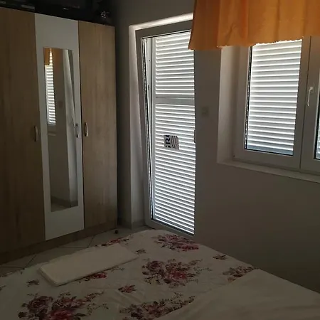 Apartments Kulic Tisno Exterior photo